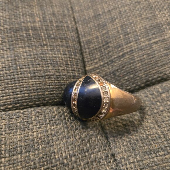 Onyx (Faux) with Zirconia, Size 8.5, in Beautiful Setting, GoldTone Black Enamel - Picture 2 of 3